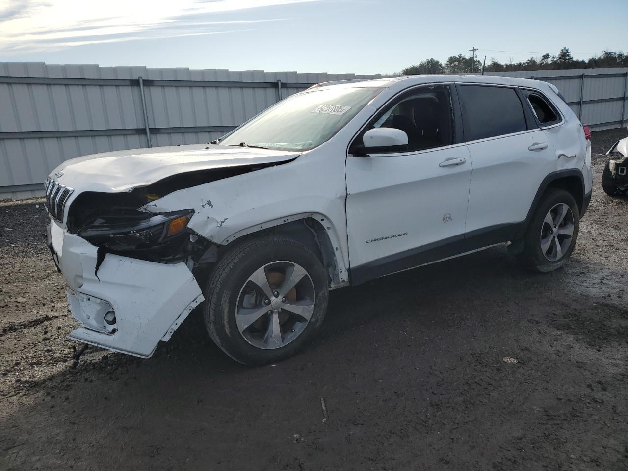 2019 JEEP CHEROKEE L