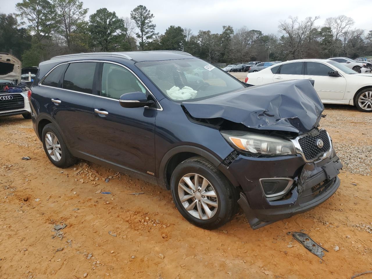 2017 KIA SORENTO LX - Фото 4