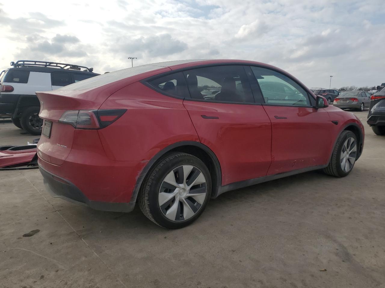 2023 TESLA MODEL Y - Фото 3