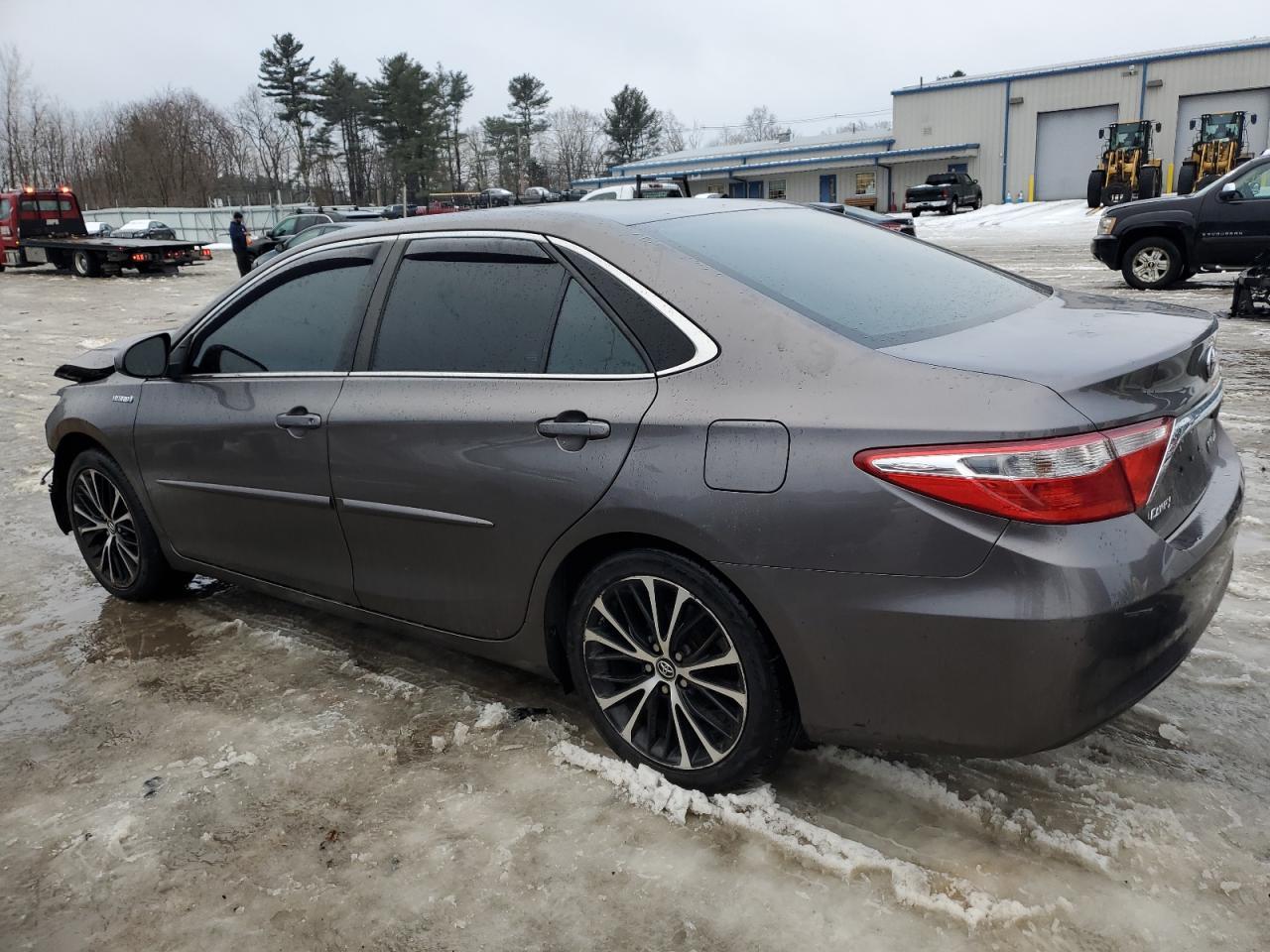 2017 TOYOTA CAMRY HYBR - Image 2