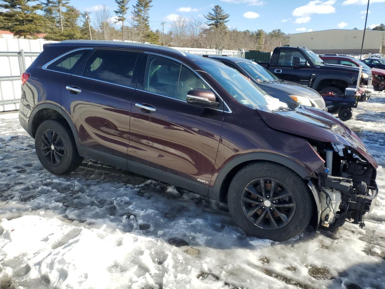 2016 KIA SORENTO LX - Image 4