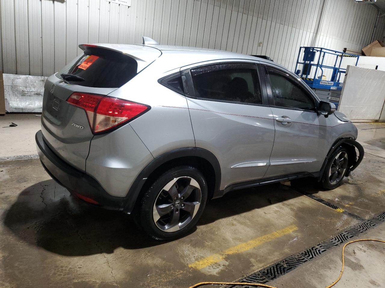 2018 HONDA HR-V EX - Фото 3