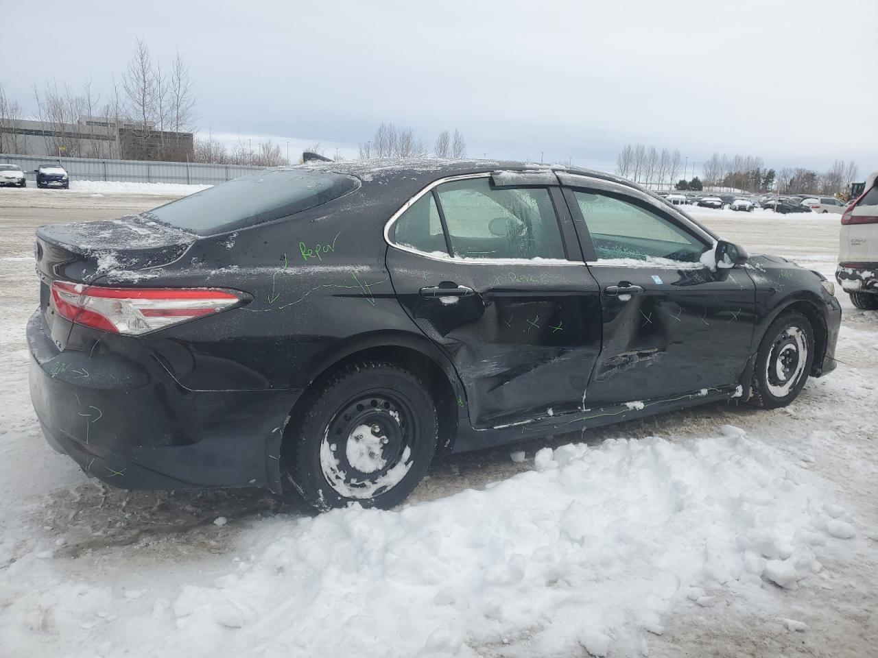 2018 TOYOTA CAMRY L - Фото 3