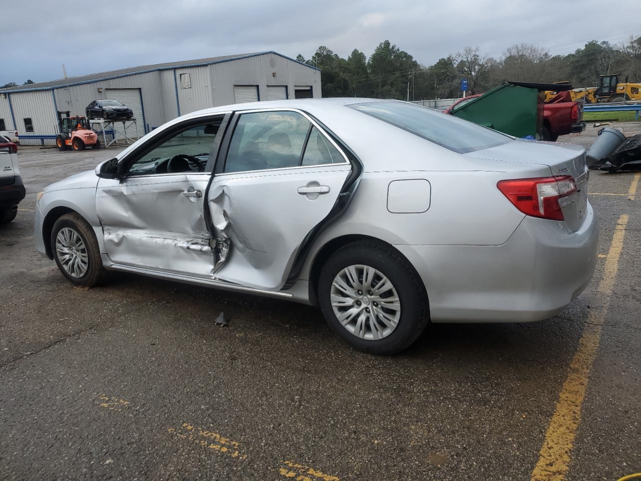 2012 TOYOTA CAMRY BASE - Image 2