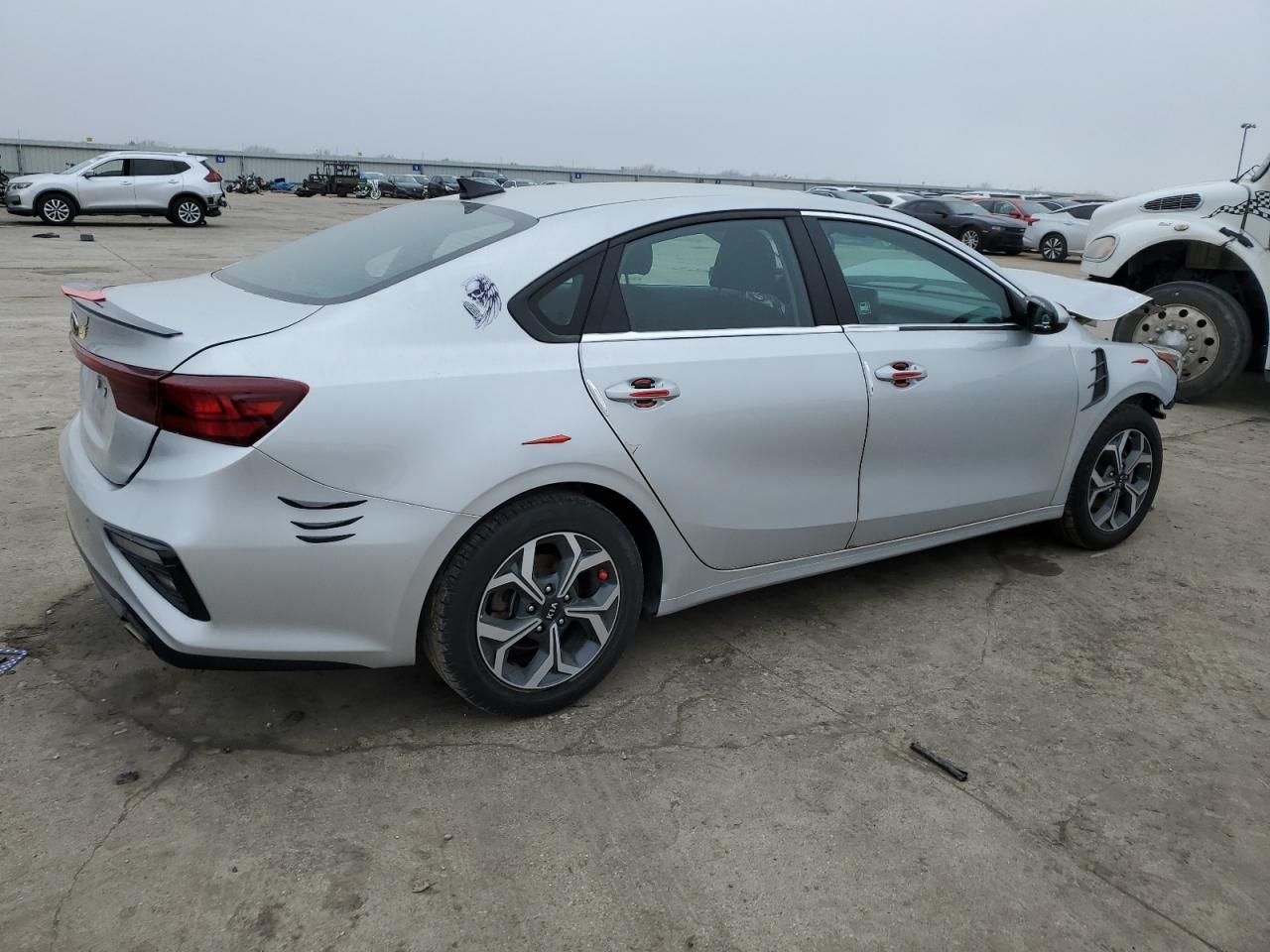 2021 KIA FORTE FE - Фото 3