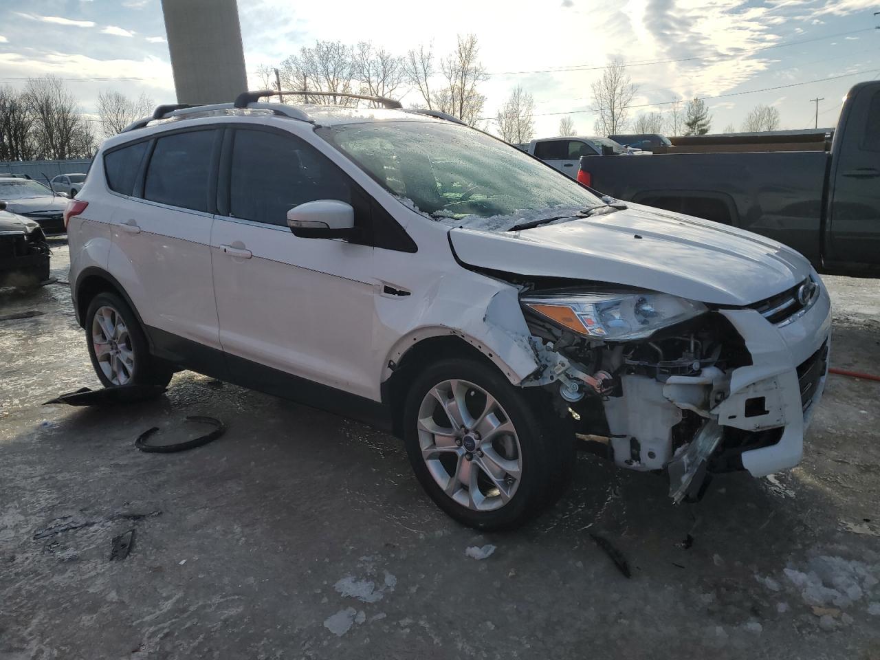2016 FORD ESCAPE TIT - Image 4