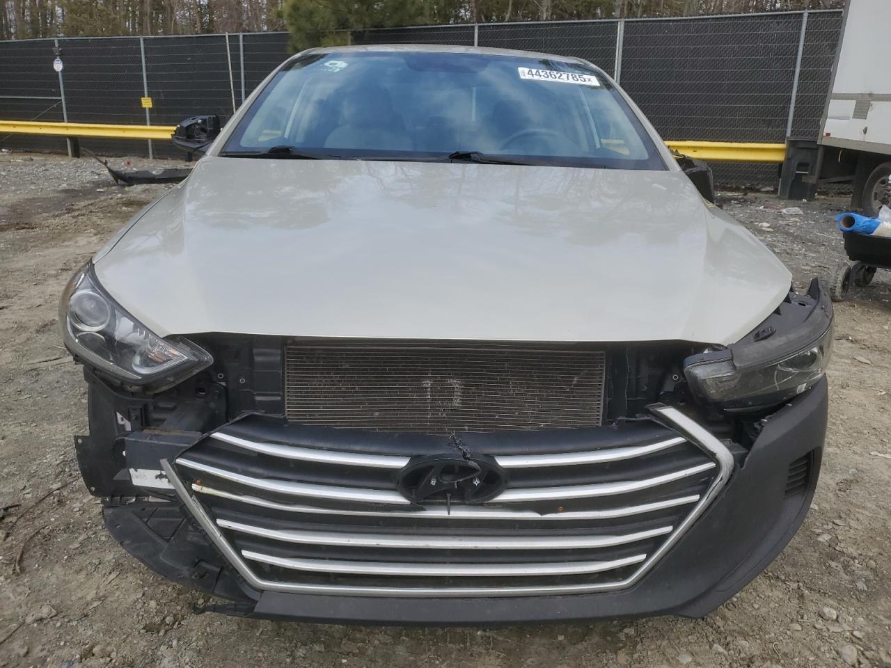 2017 HYUNDAI ELANTRA SE - Фото 5