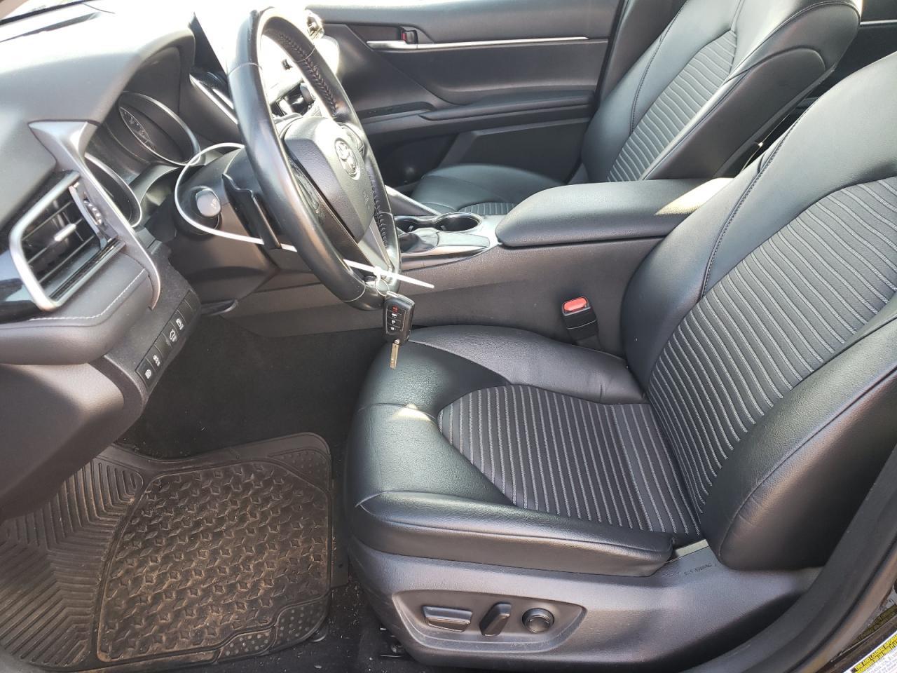 2021 TOYOTA CAMRY SE - Фото 7