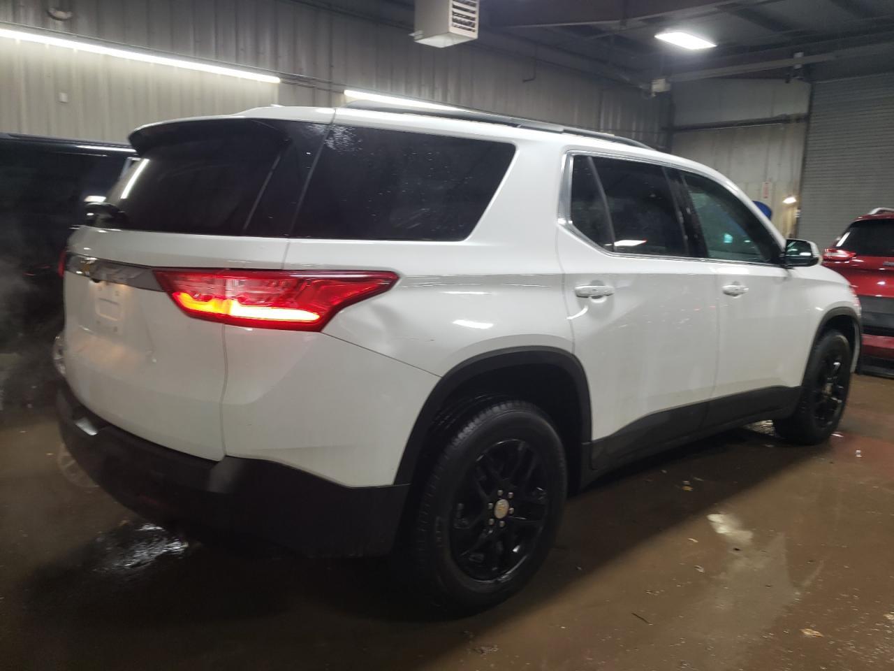 2020 CHEVROLET TRAVERSE L - Фото 3