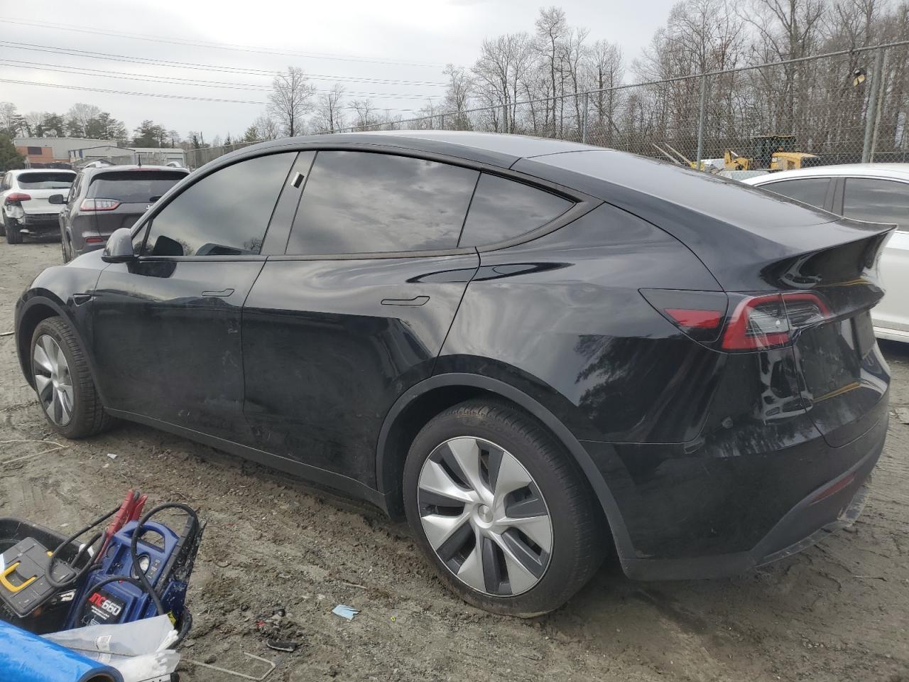 2024 TESLA MODEL Y - Image 2