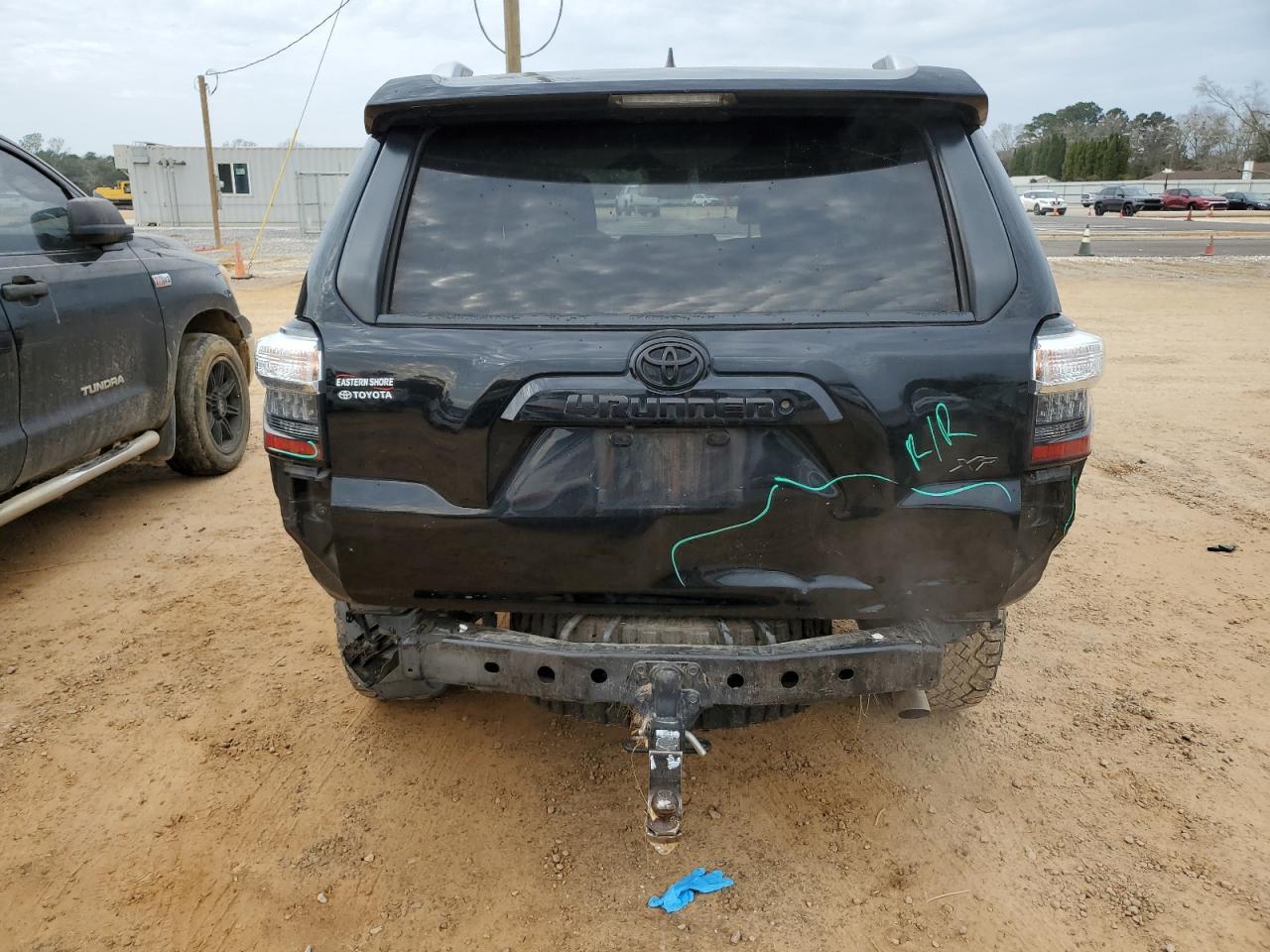 2018 TOYOTA 4RUNNER SR - Image 6