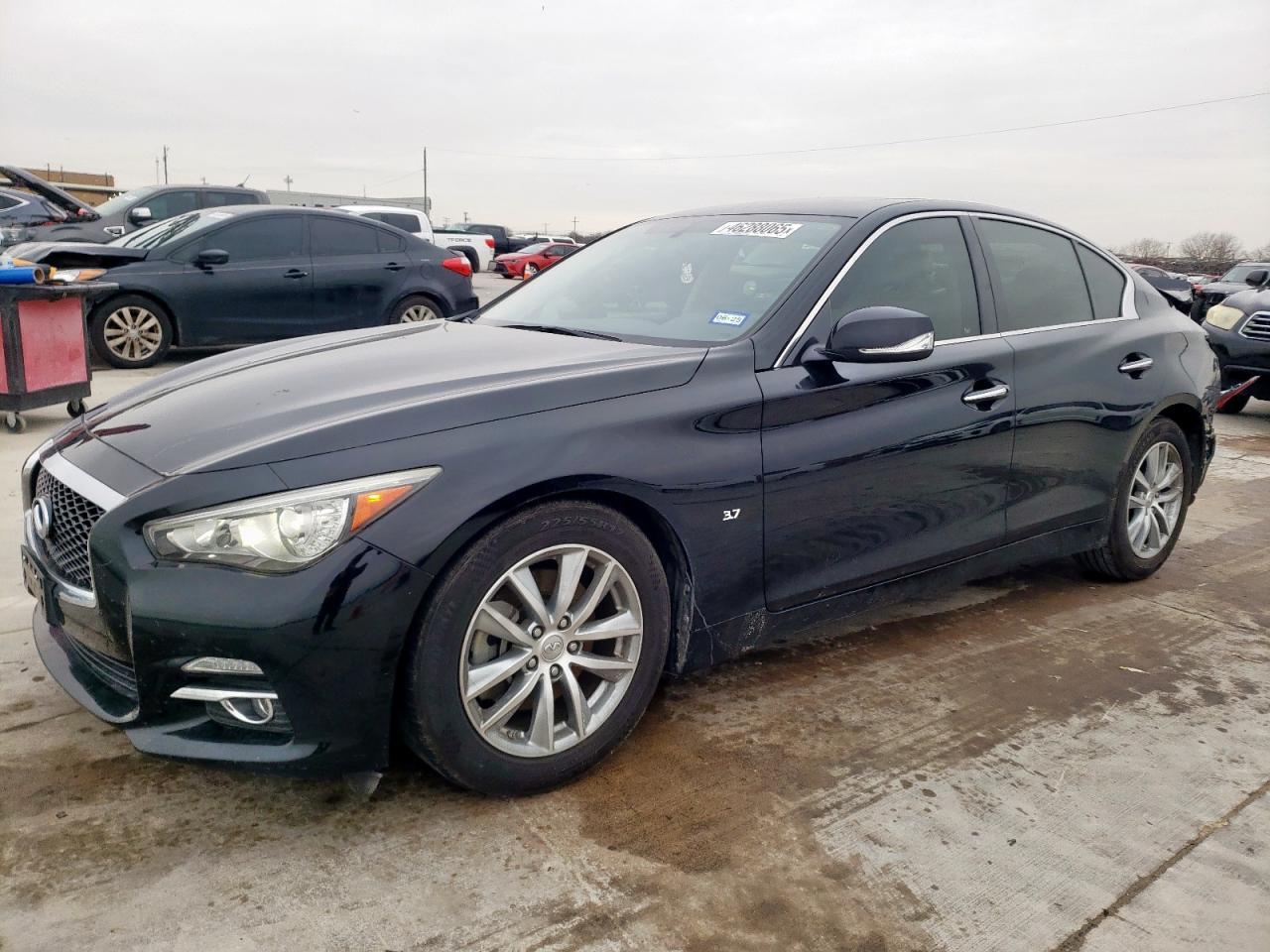 2016 INFINITI Q50 BASE