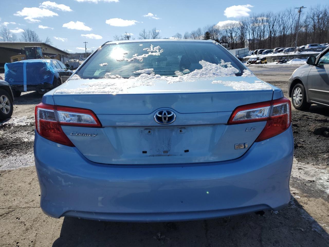 2012 TOYOTA CAMRY HYBR - Фото 6