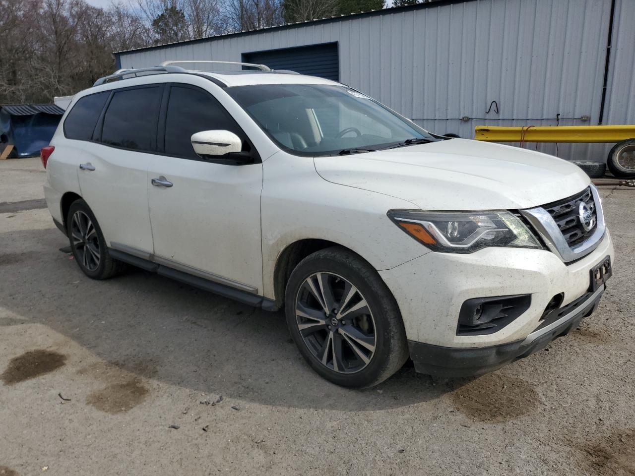 2017 NISSAN PATHFINDER - Фото 4