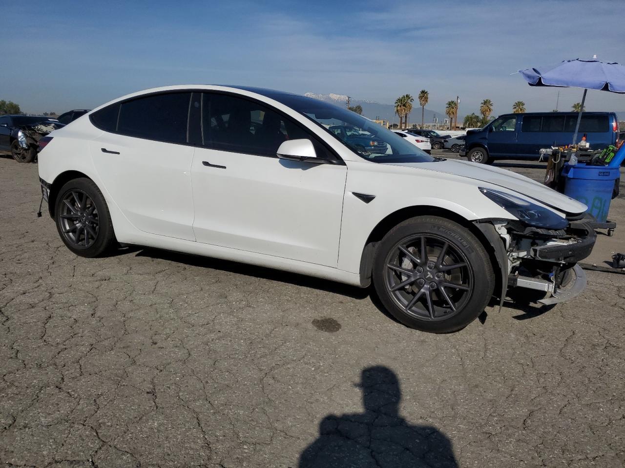 2021 TESLA MODEL 3 - Image 4