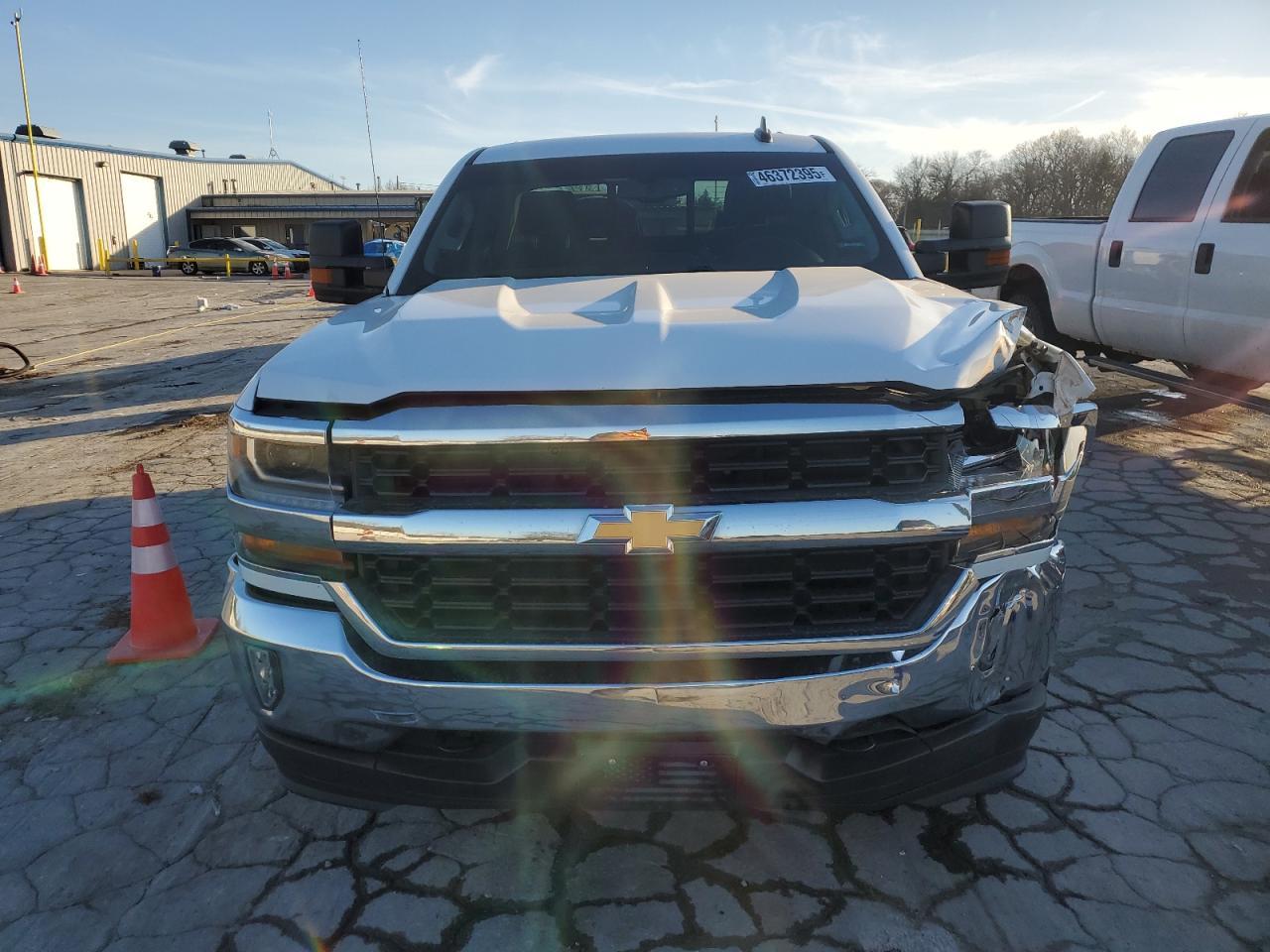 2017 CHEVROLET SILVERADO - Фото 5