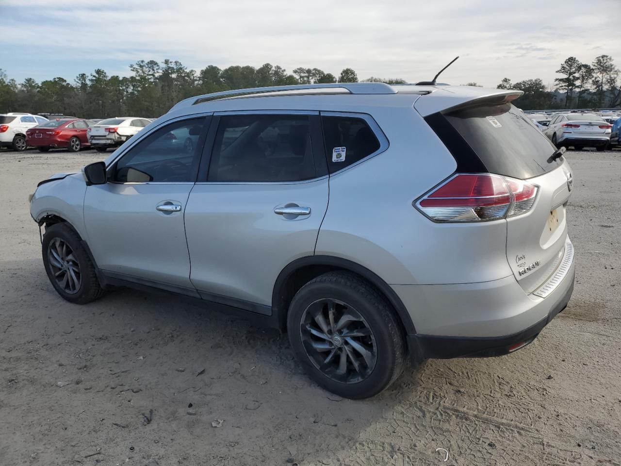 2015 NISSAN ROGUE S - Image 2