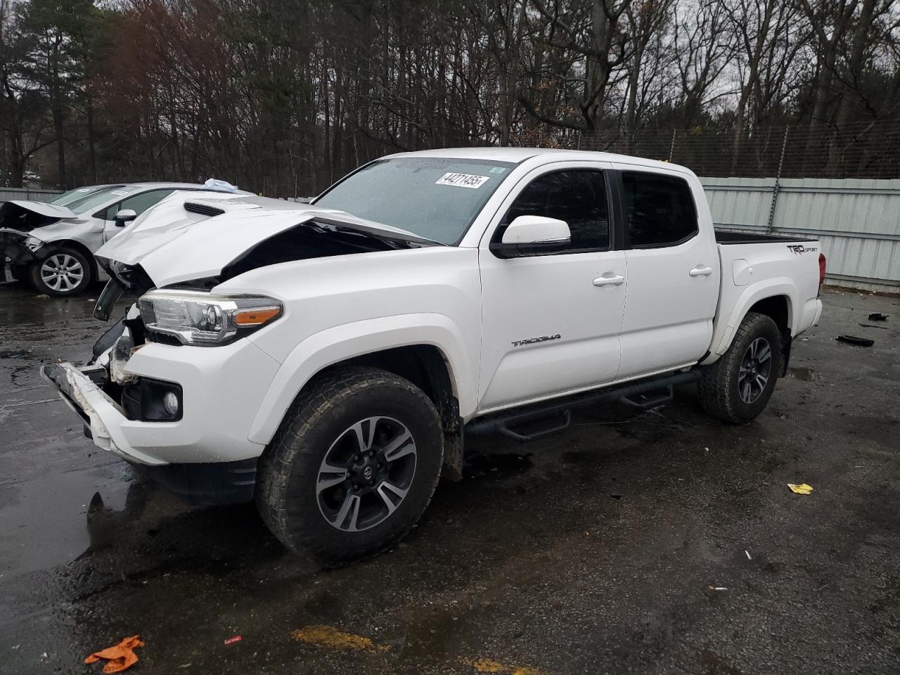 2017 TOYOTA TACOMA DOU