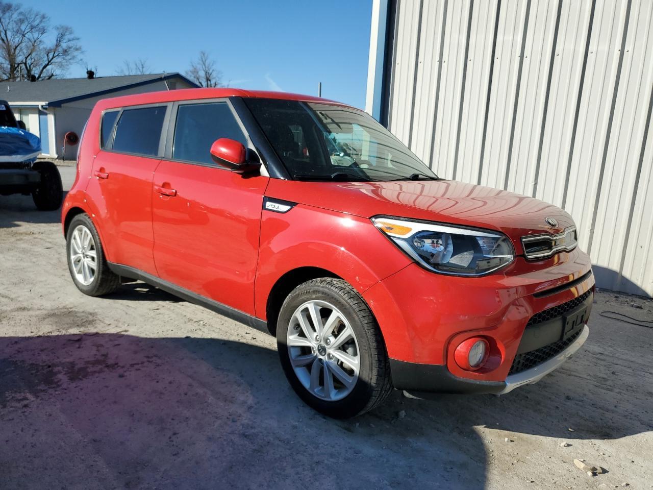 2017 KIA SOUL + - Image 4