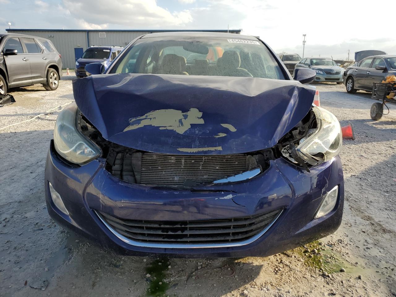 2013 HYUNDAI ELANTRA GL - Image 5