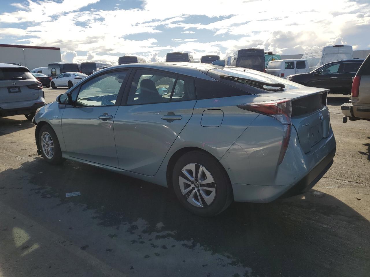 2016 TOYOTA PRIUS - Фото 2