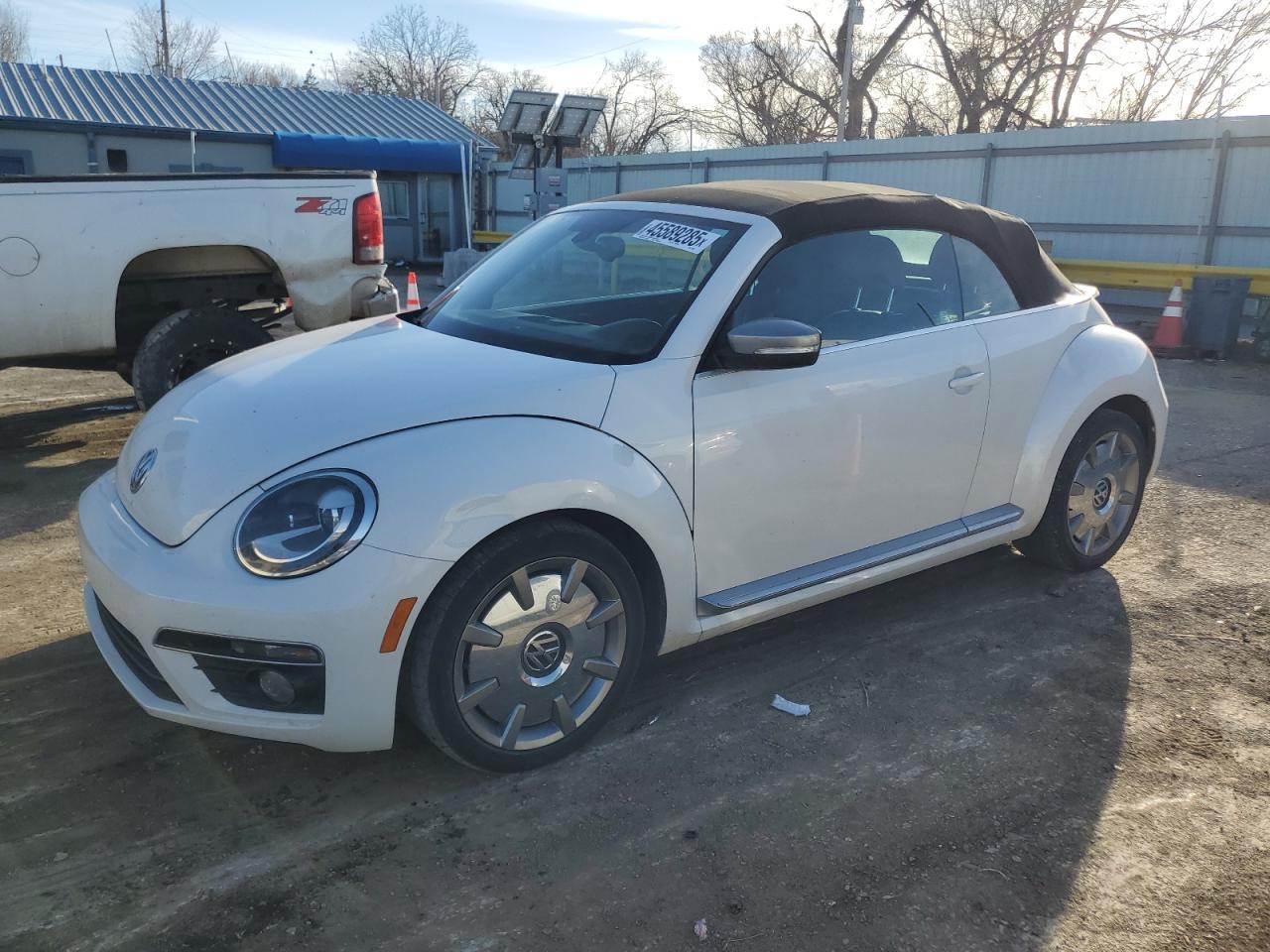 2014 VOLKSWAGEN BEETLE