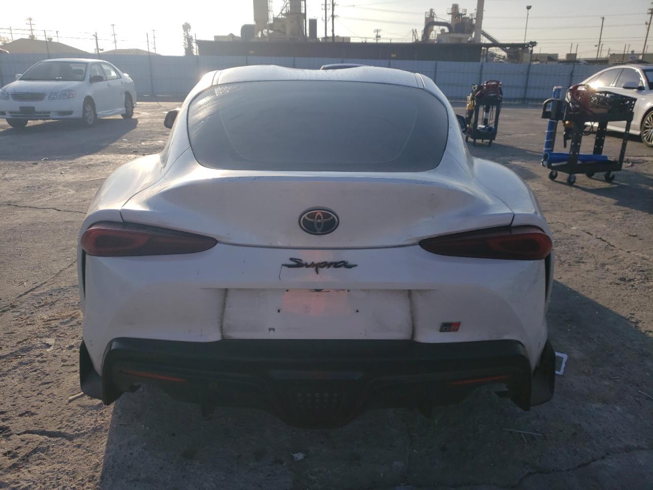 2021 TOYOTA SUPRA BASE - Image 6