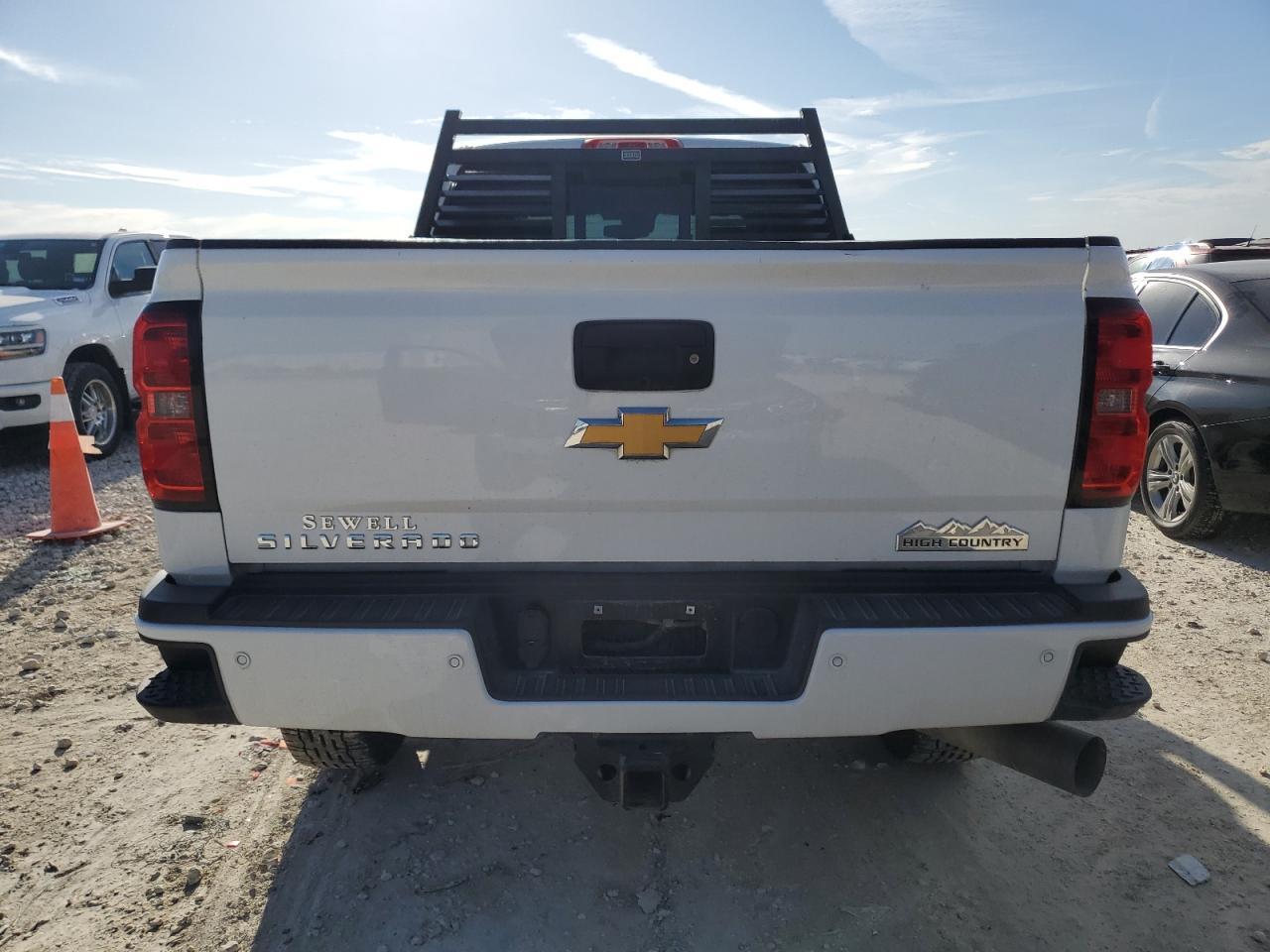 2015 CHEVROLET SILVERADO - Image 6