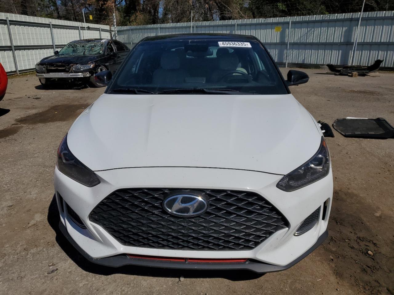 2019 HYUNDAI VELOSTER T - Фото 5