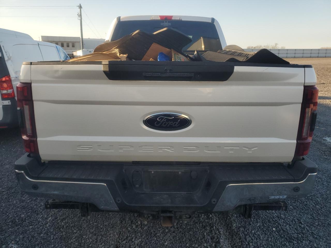 2017 FORD F250 SUPER - Image 6