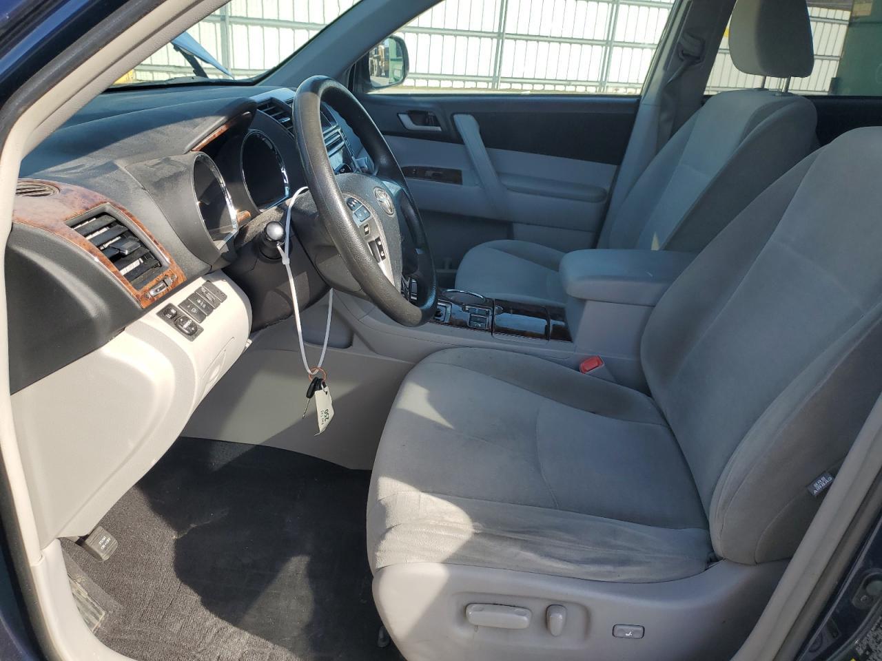 2011 TOYOTA HIGHLANDER - Image 7