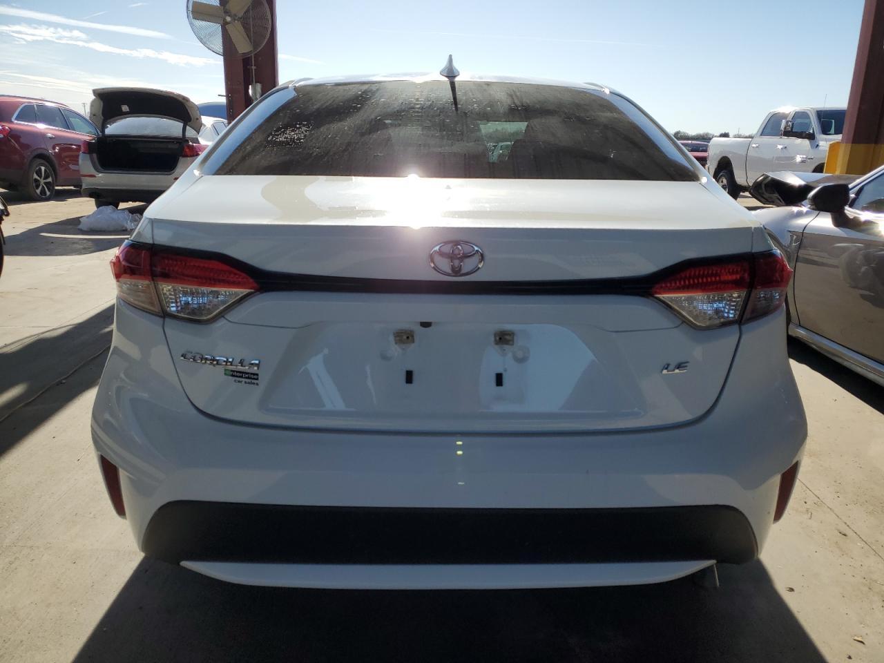 2021 TOYOTA COROLLA LE - Фото 6
