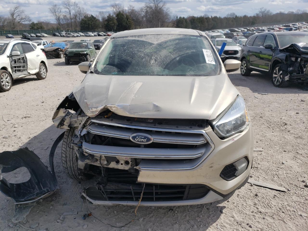 2017 FORD ESCAPE SE - Image 5