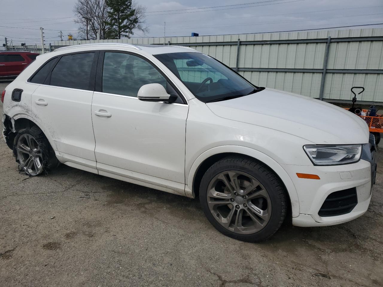 2016 AUDI Q3 PREMIUM - Image 4