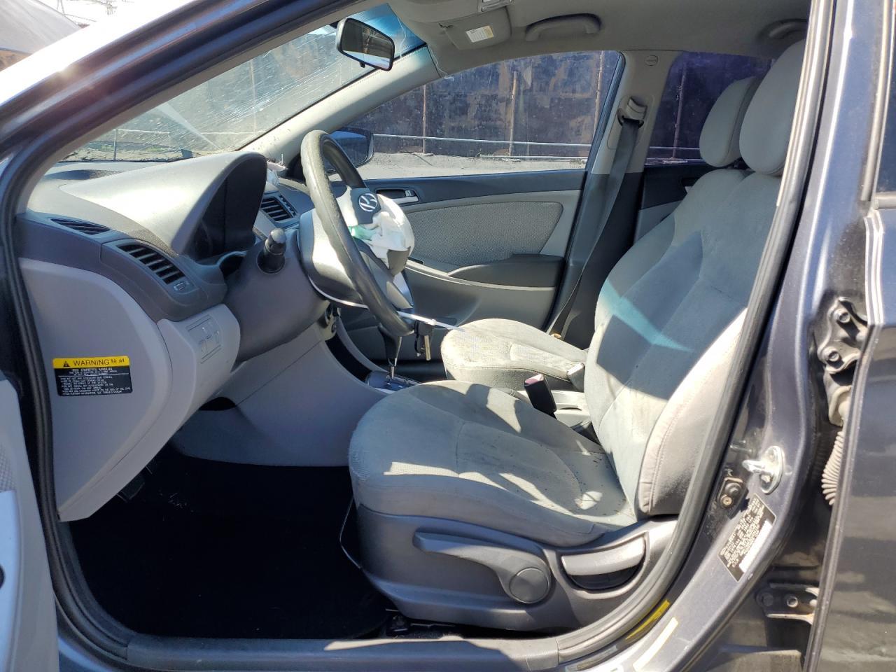 2012 HYUNDAI ACCENT GLS - Image 7