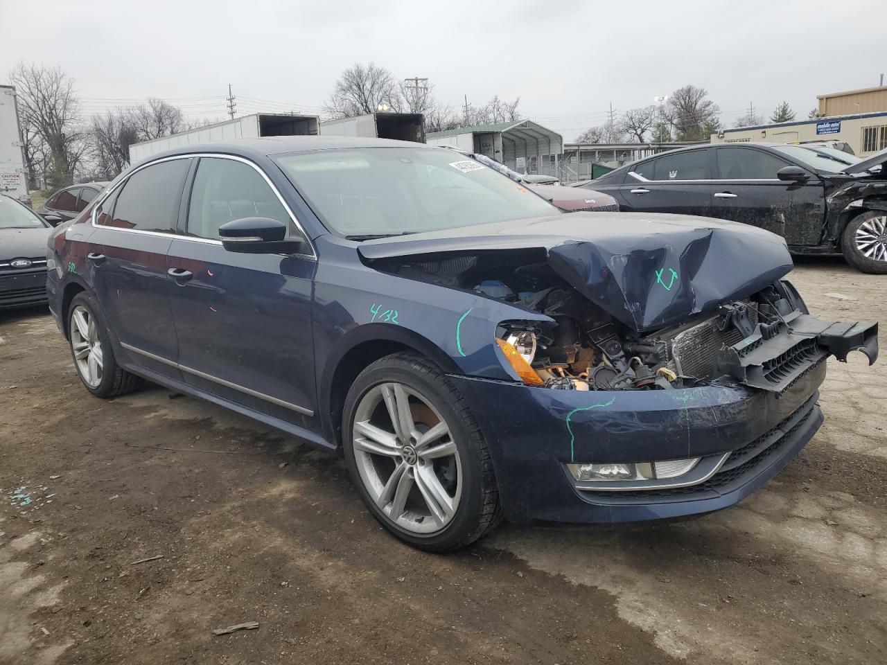 2014 VOLKSWAGEN PASSAT SE - Фото 4