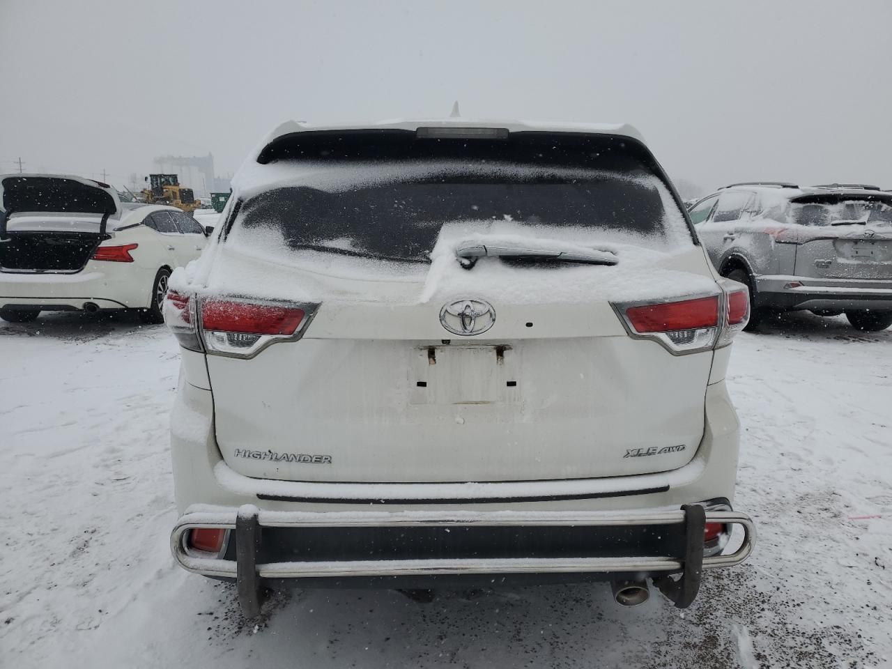2015 TOYOTA HIGHLANDER - Image 6