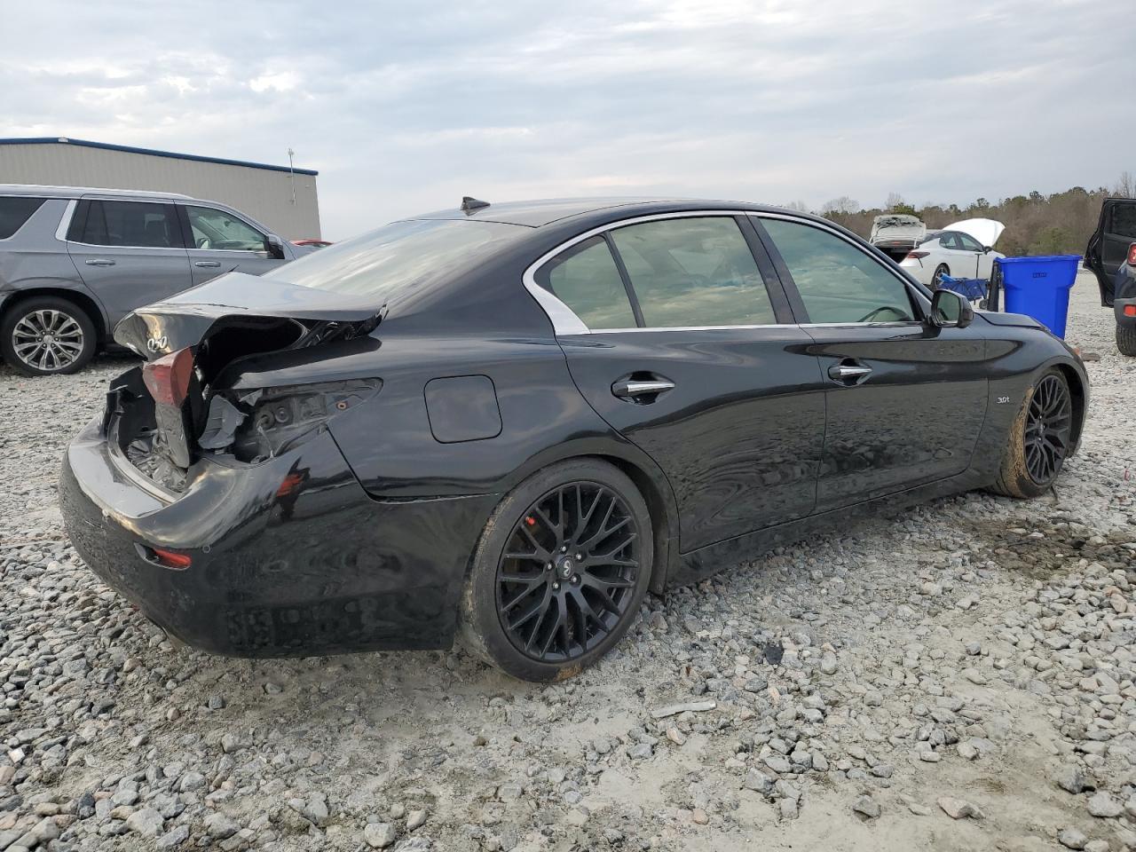 2016 INFINITI Q50 PREMIU - Фото 3