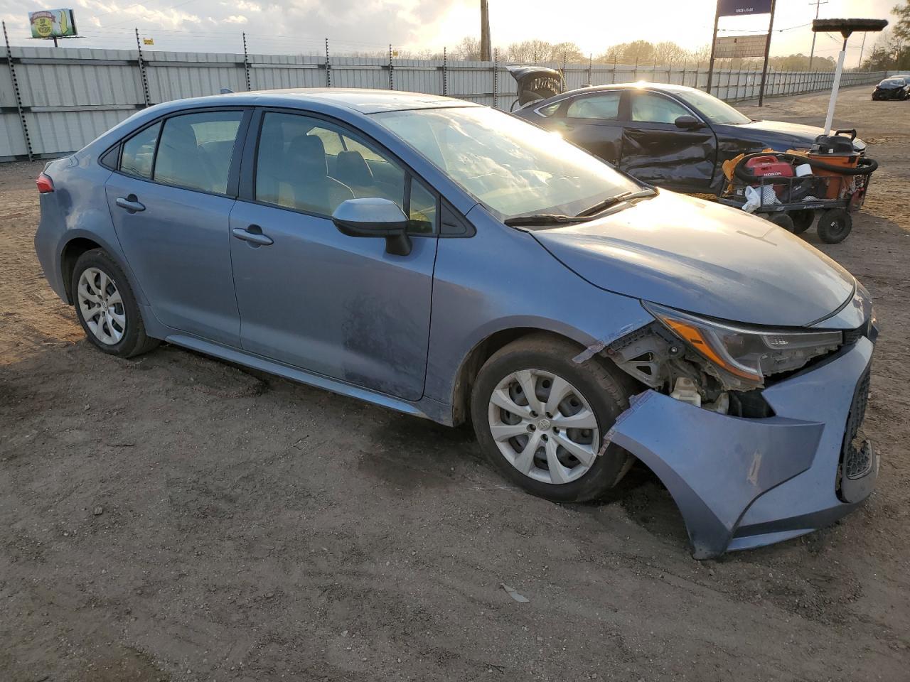 2022 TOYOTA COROLLA LE - Image 4