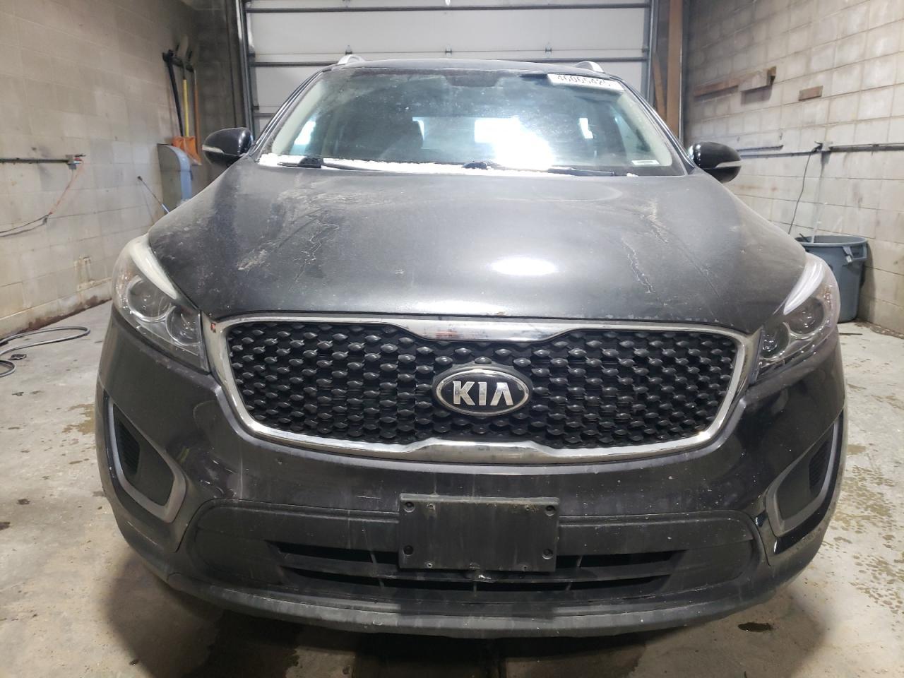 2016 KIA SORENTO LX - Image 5