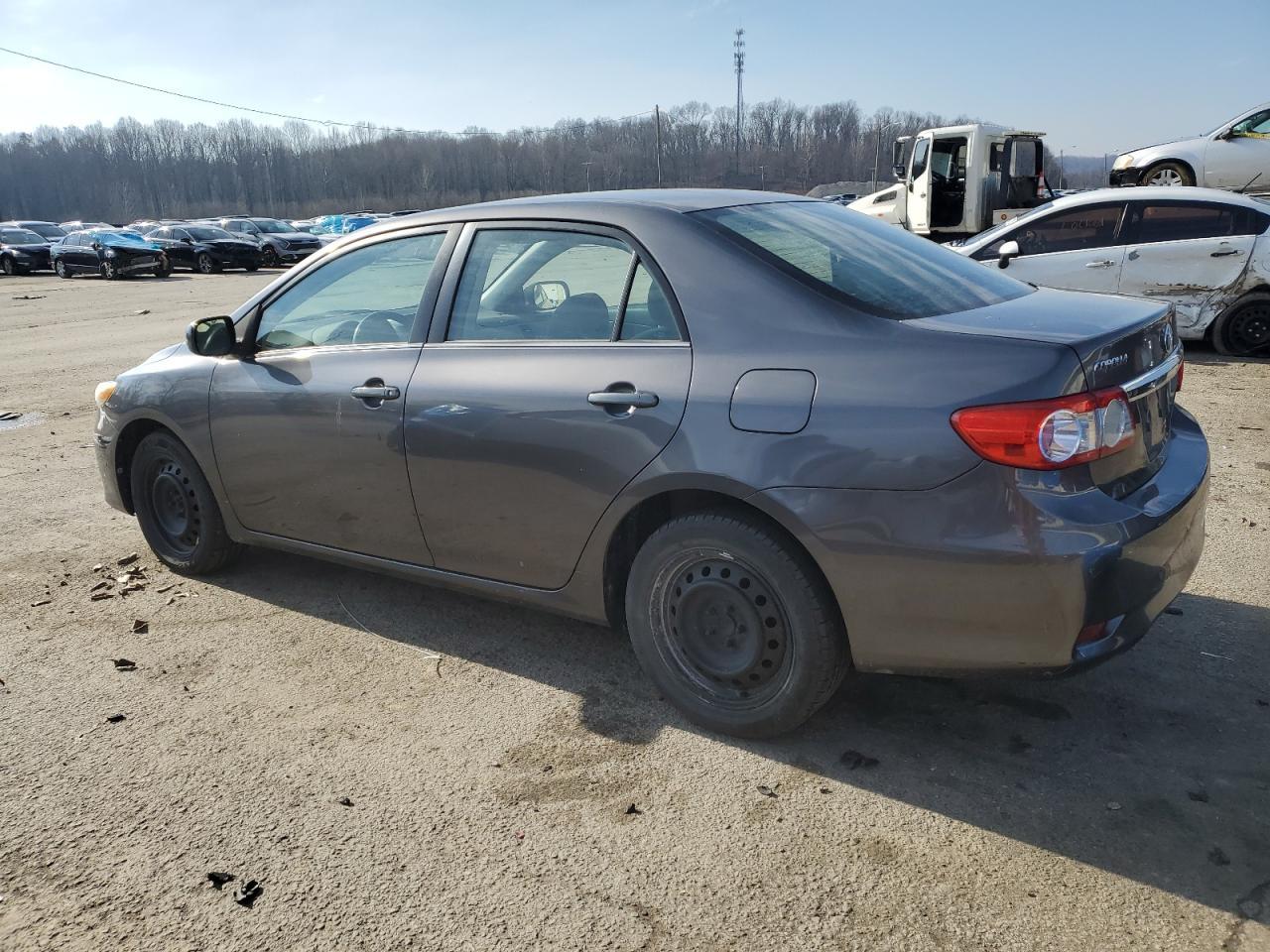 2013 TOYOTA COROLLA BA - Фото 2