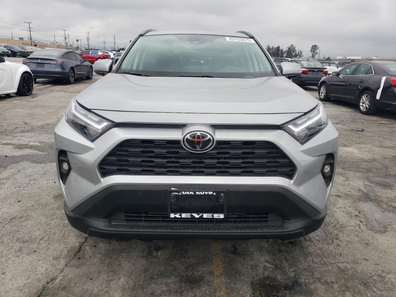 2024 TOYOTA RAV4 XLE P - Фото 5