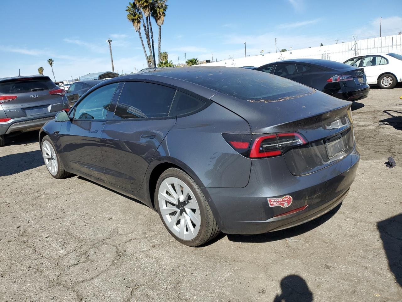 2022 TESLA MODEL 3 - Image 2