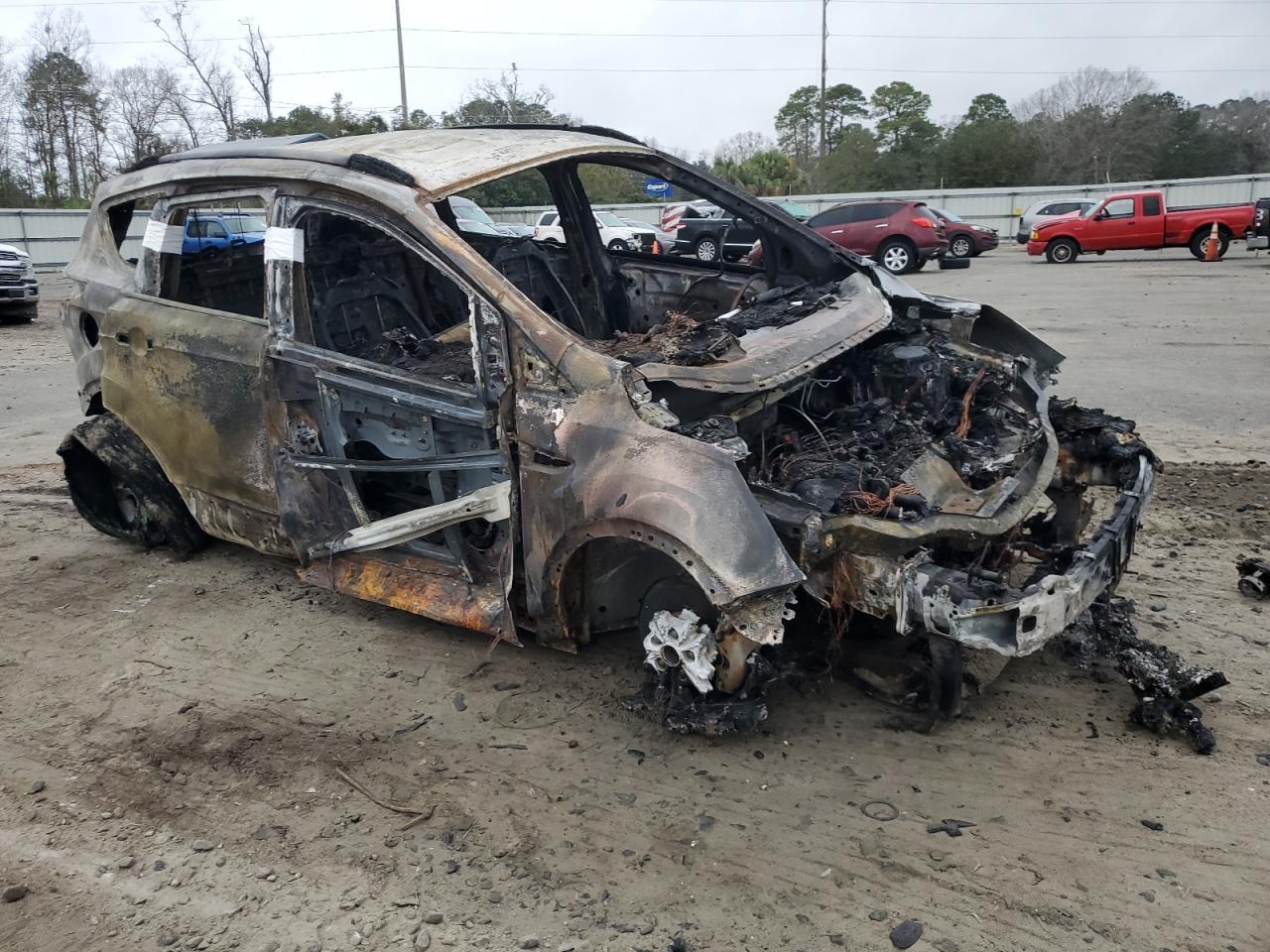 2019 FORD ESCAPE SEL - Image 4