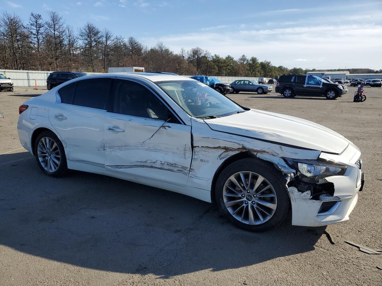 2019 INFINITI Q50 LUXE - Image 4