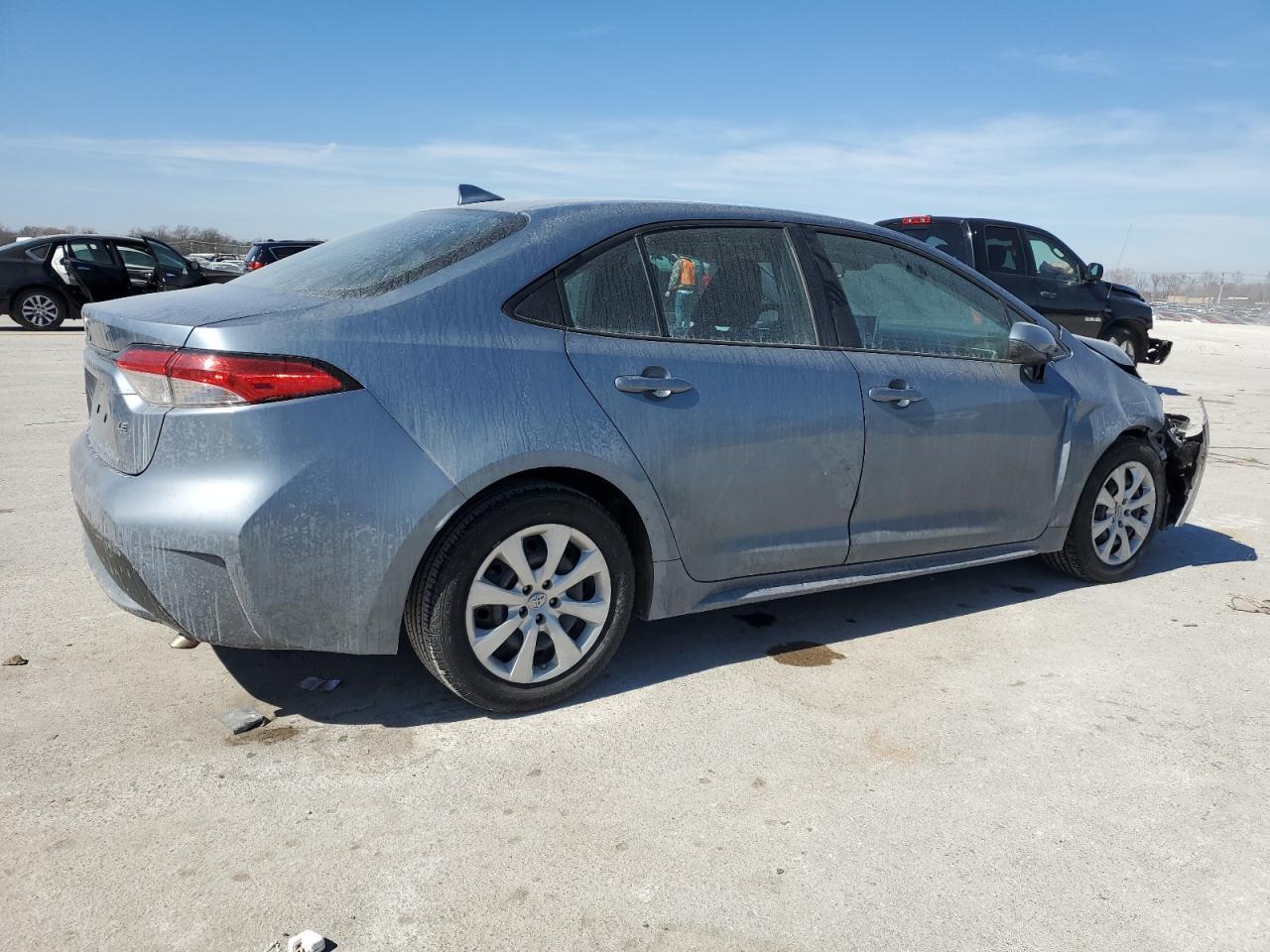 2021 TOYOTA COROLLA LE - Фото 3