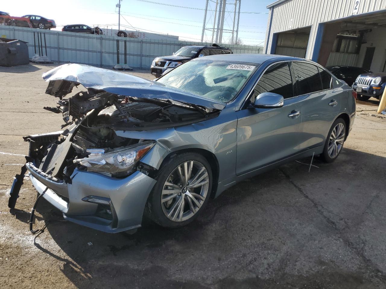 2018 INFINITI Q50 LUXE