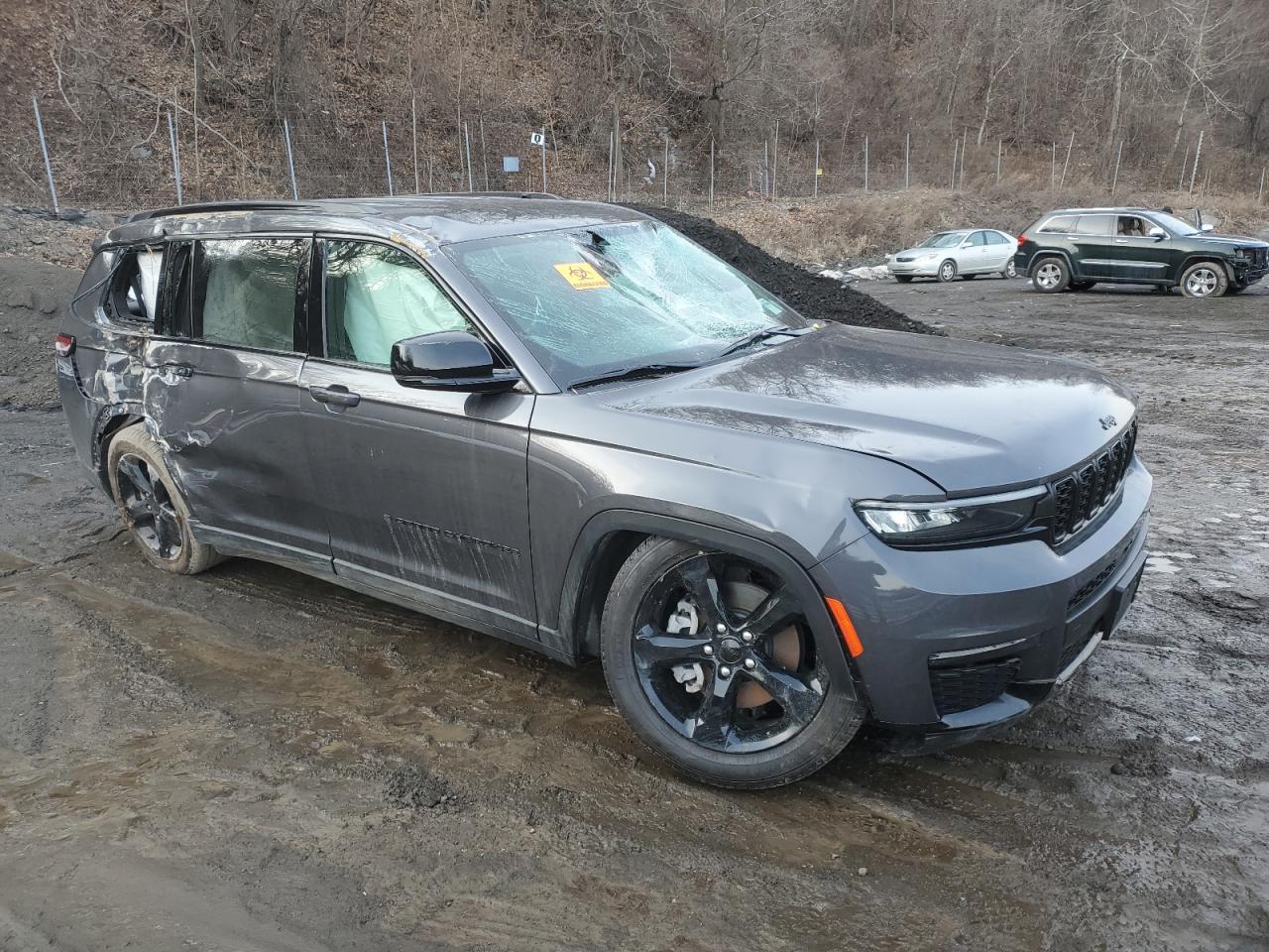 2024 JEEP GRAND CHER - Image 4