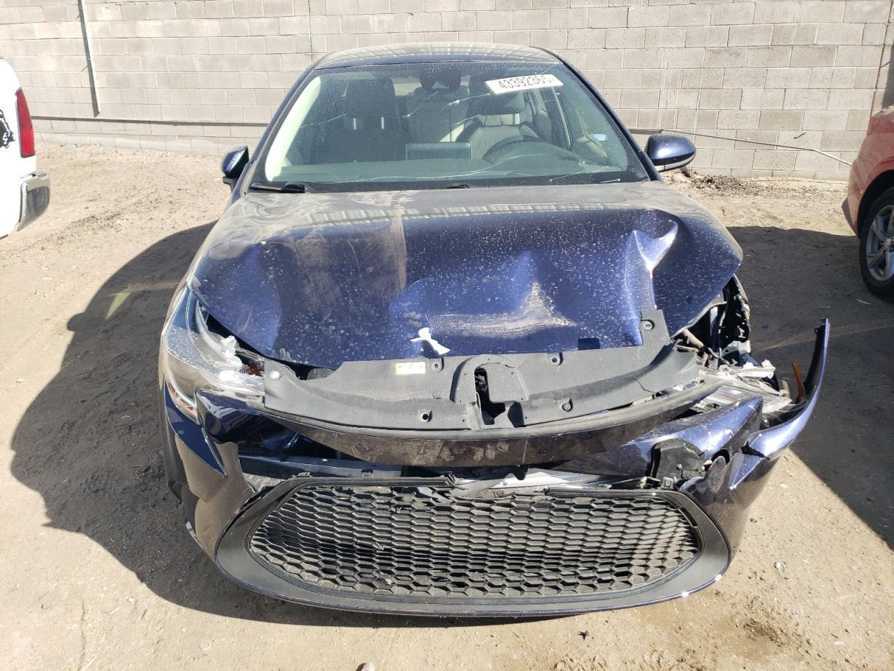 2020 TOYOTA COROLLA LE - Фото 5