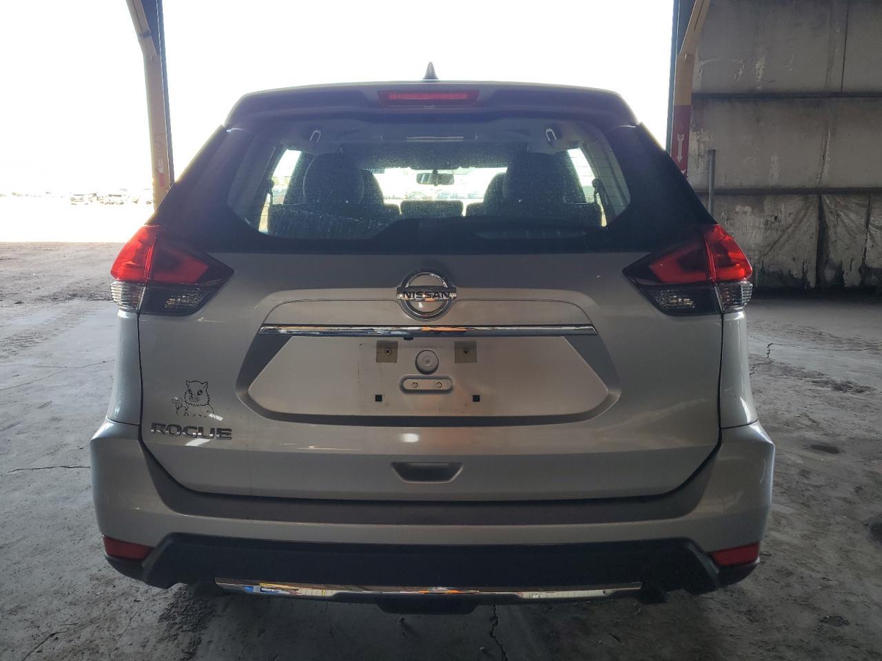 2018 NISSAN ROGUE S - Фото 6